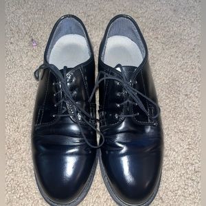 Black Bates navy premier Oxford shoes.